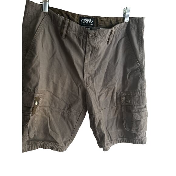 RW Rugged Wear cargo  shorts sz 34 olive - Picture 1 of 5